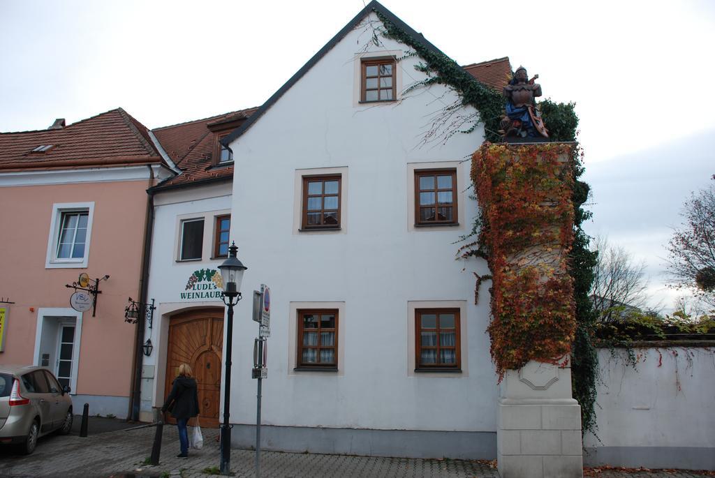 Gasthof Ludl Гросэнцерсдорф Экстерьер фото